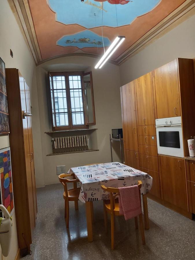 Appartamento Pallavicino Nel Centro Storico Di Cremona Kültér fotó